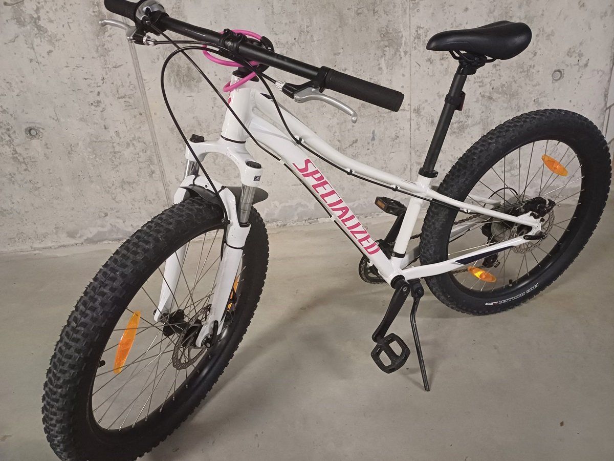Specialized Velos: Kinder Mountainbike Specialized Riprock 24 – Gebraucht aus Niederbipp von  1