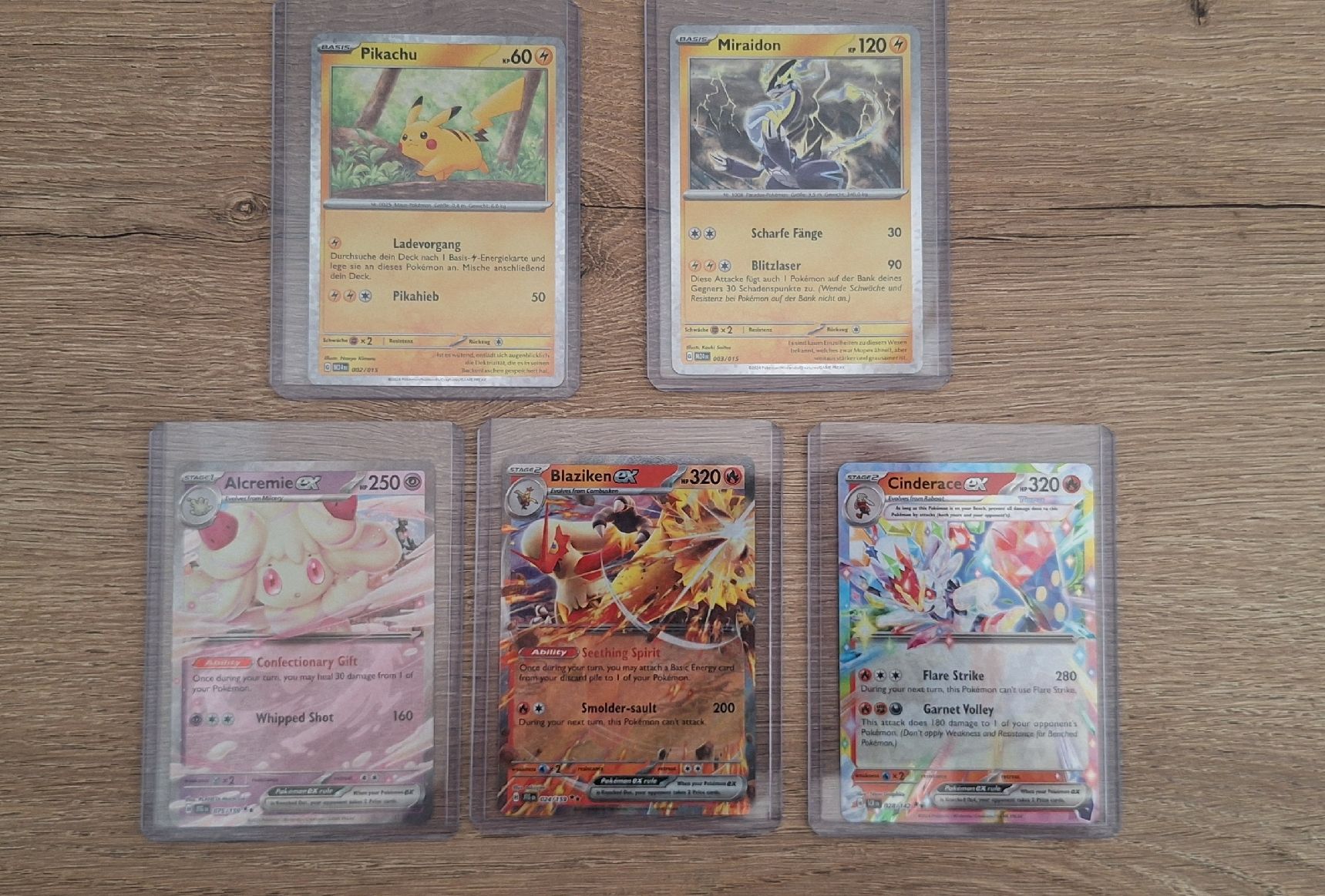 Pokémon Sammelbilder & Trading cards: Pokemonkarten  Boosterfrisch ca 90Stk Sammlung Pikachu ENG – Neu (gemäss Beschreibung) aus Embrach von Da_Sergio