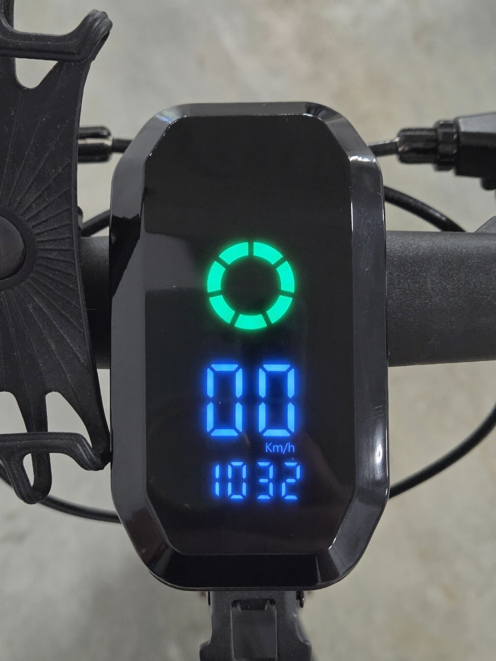 VMAX Kickboard: E-Scooter Vmax VX2 Pro S-TB – Usato da Zofingen venduto da Meli4you 5