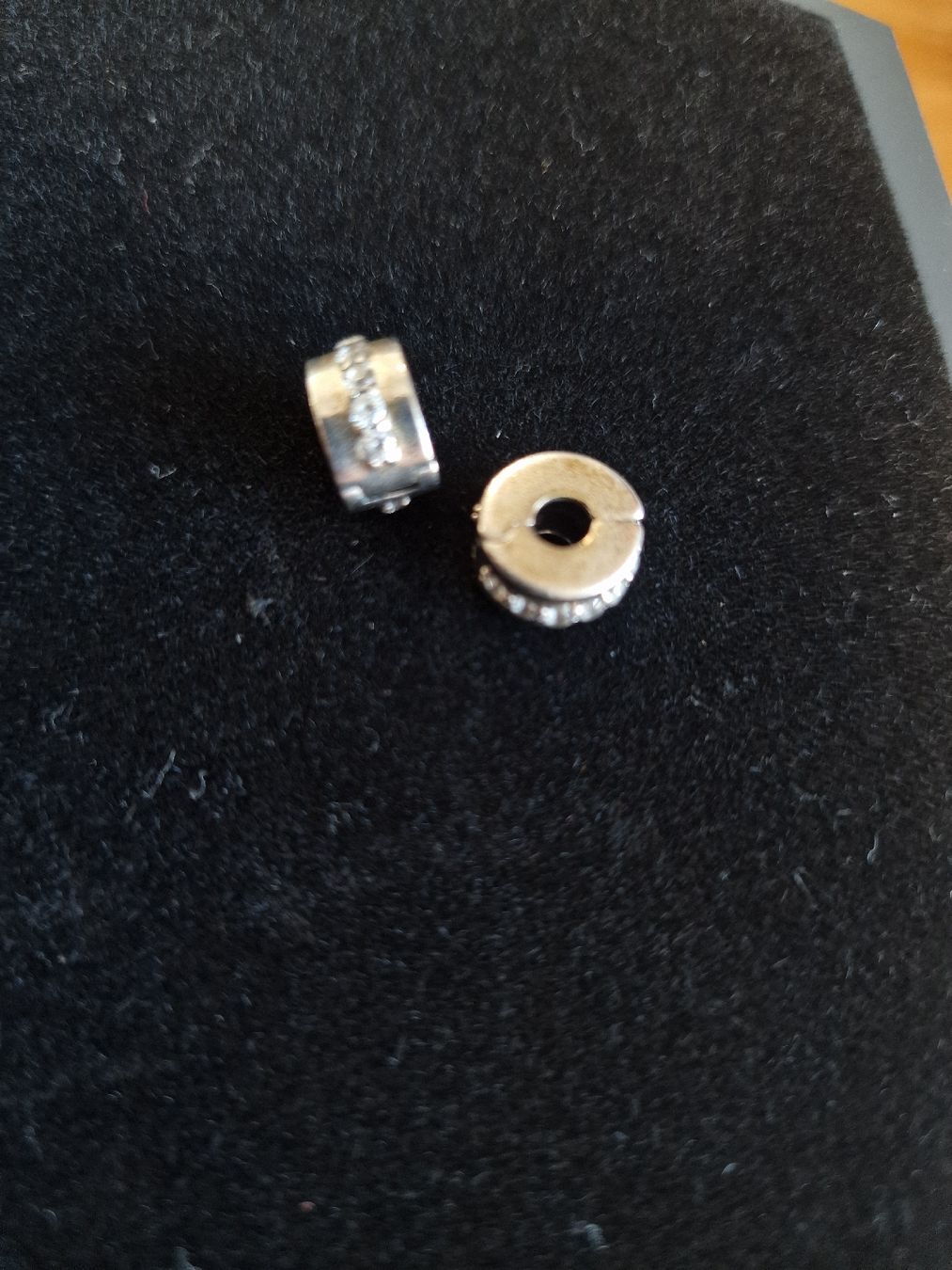 Pandora Armbänder & -reifen: Pandorra – Gebraucht aus Matten(St.Stephan) von mia_b9kd 4