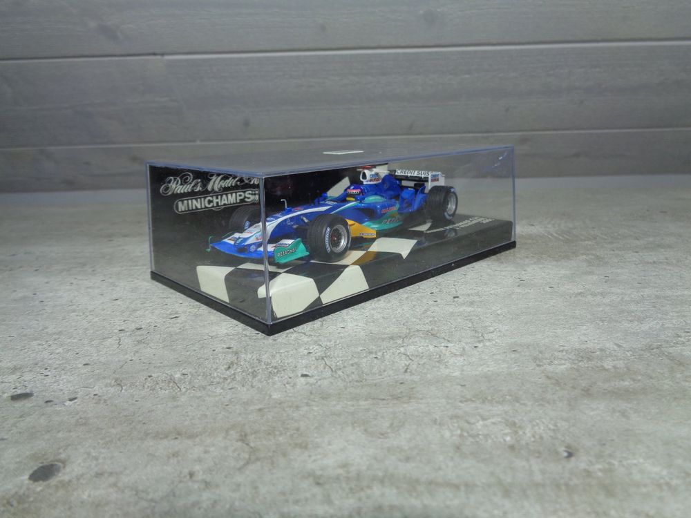 Minichamps 1:43 F1 Sauber Petronas C24 J. Villeneuve 2005 1