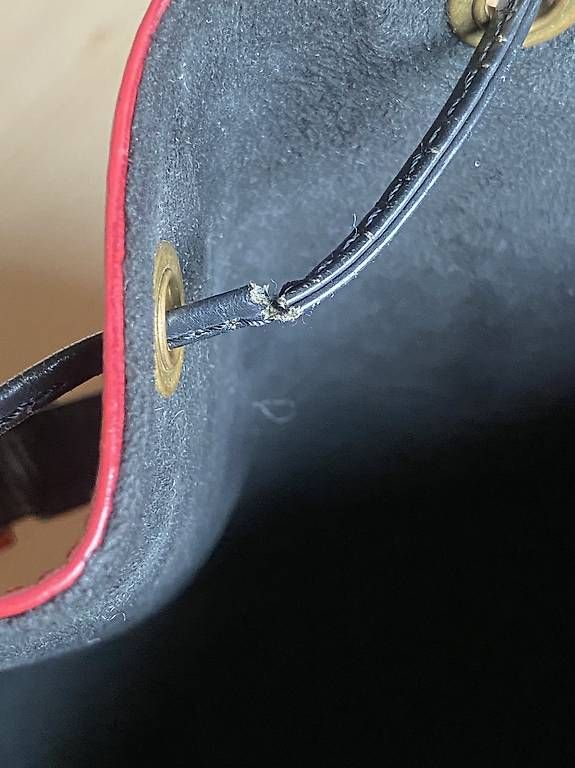 Borse da donna: Louis Vuitton Noé Epi Petite – Usato da Hausen am Albis venduto da CinziaR 4