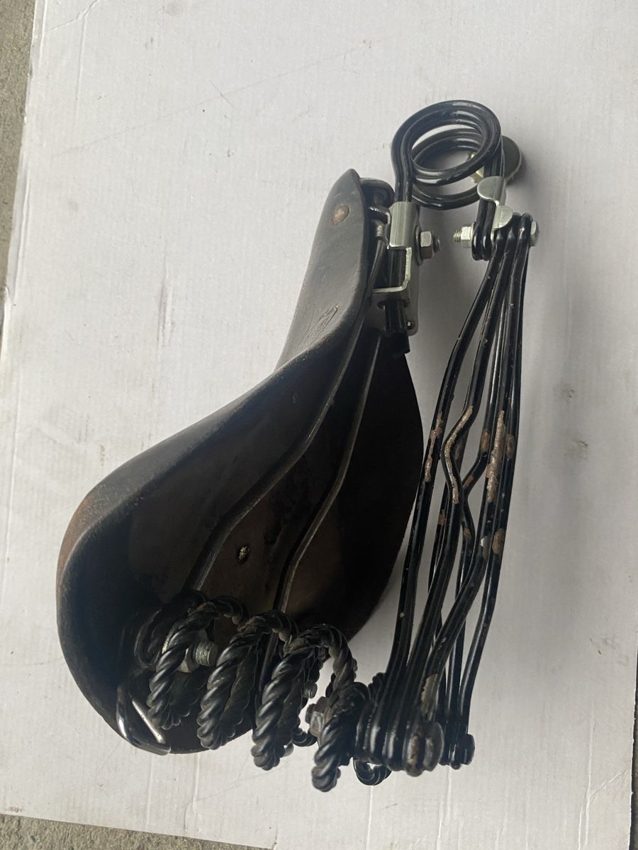 Pezzi di ricambio: Fahrrad Sattel Leder  – Usato da Eiken venduto da Xar58 2
