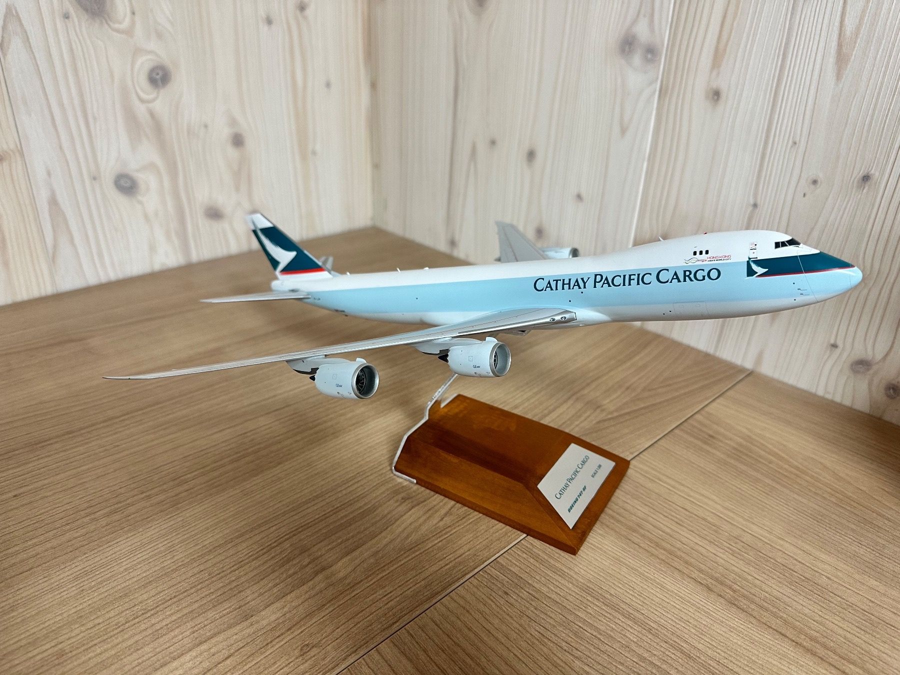 Boeing Modellbausätze & Standmodelle: Boeing 747-8F Cathay Pacific 1:200 – Gebraucht aus Mühleberg von Wylerpa 1