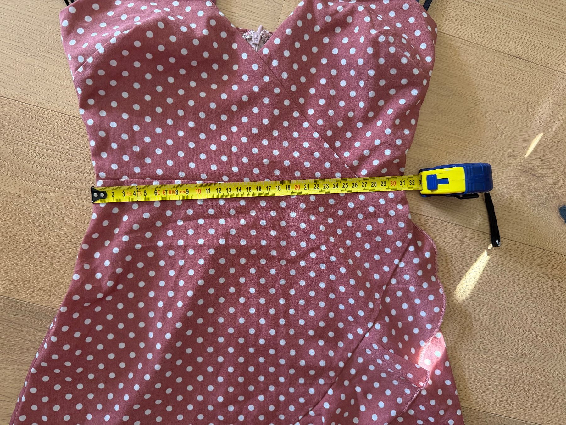Vestiti: Kleid Missguided 32/34 New – Nuovo (secondo la descrizione) da Wetzikon ZH venduto da dor_rmq2 6