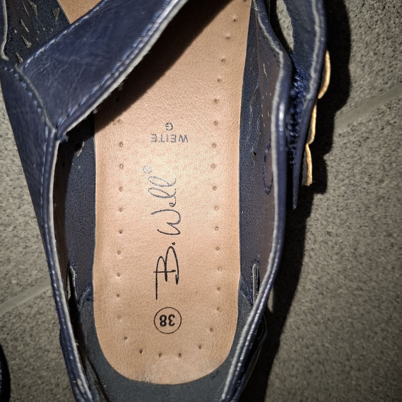 Damenschuhe: Bequeme Sommerschuhe Gr. 38, B-Ware – Neu (gemäss Beschreibung) aus Oftringen von januarloch 3