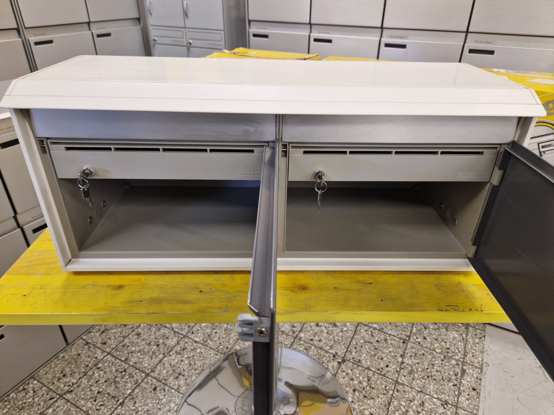 Altro per la casa: 2-er Briefkasten (Schweizer AG) – Usato da Wiler b.Utzenstorf venduto da bamaa-shop 6