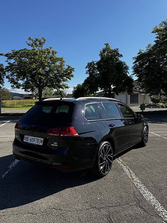 Automobili:  VW Golf 7 Variant – Usato da Münsingen venduto da MyHelion 1