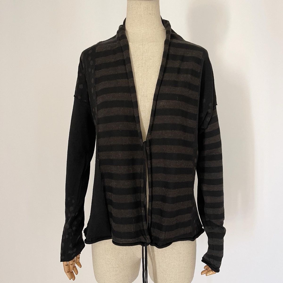 Maglioni & Felpe: MANUELLE GUIBAL Cardigan – Nuovo (secondo la descrizione) da Emmen venduto da Avviivva_Com2023 1