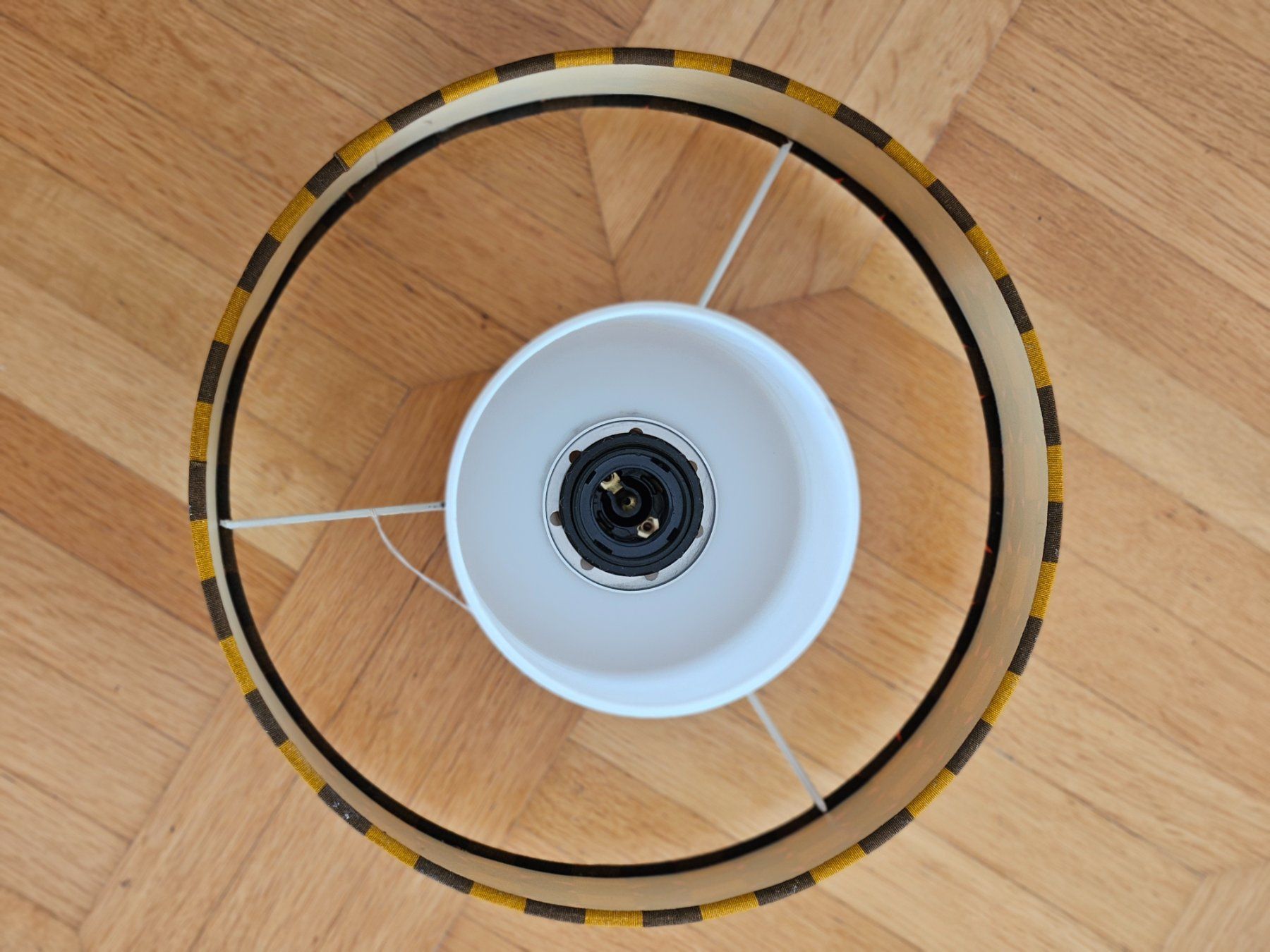 Lampadari & plafoniere: "Nostalgische" gemusterte 70ziger Deckenlampe neu – Nuovo (secondo la descrizione) da Boswil venduto da Pjatla 4