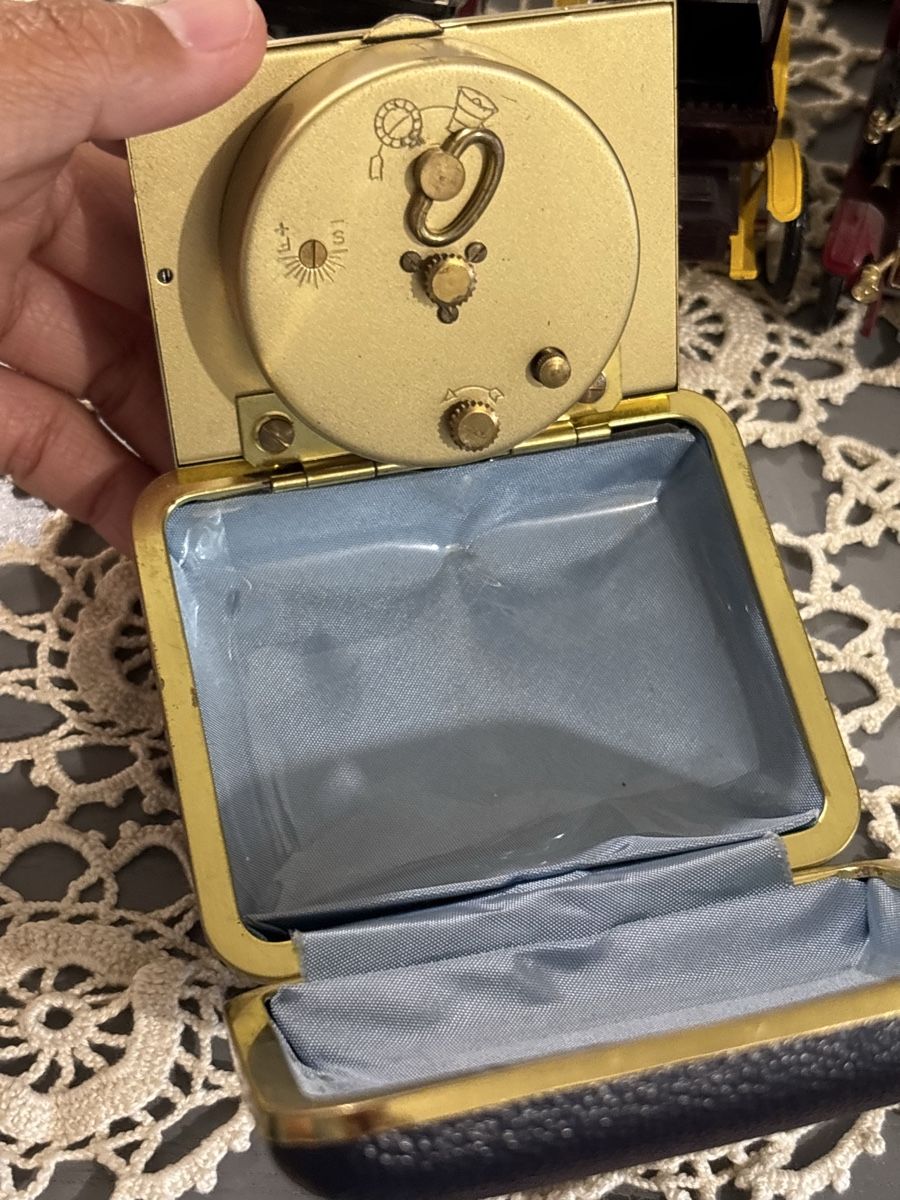 Europa Réveils: Vintage clock – Défectueux à Confignon par Second_Hand_Ch 4