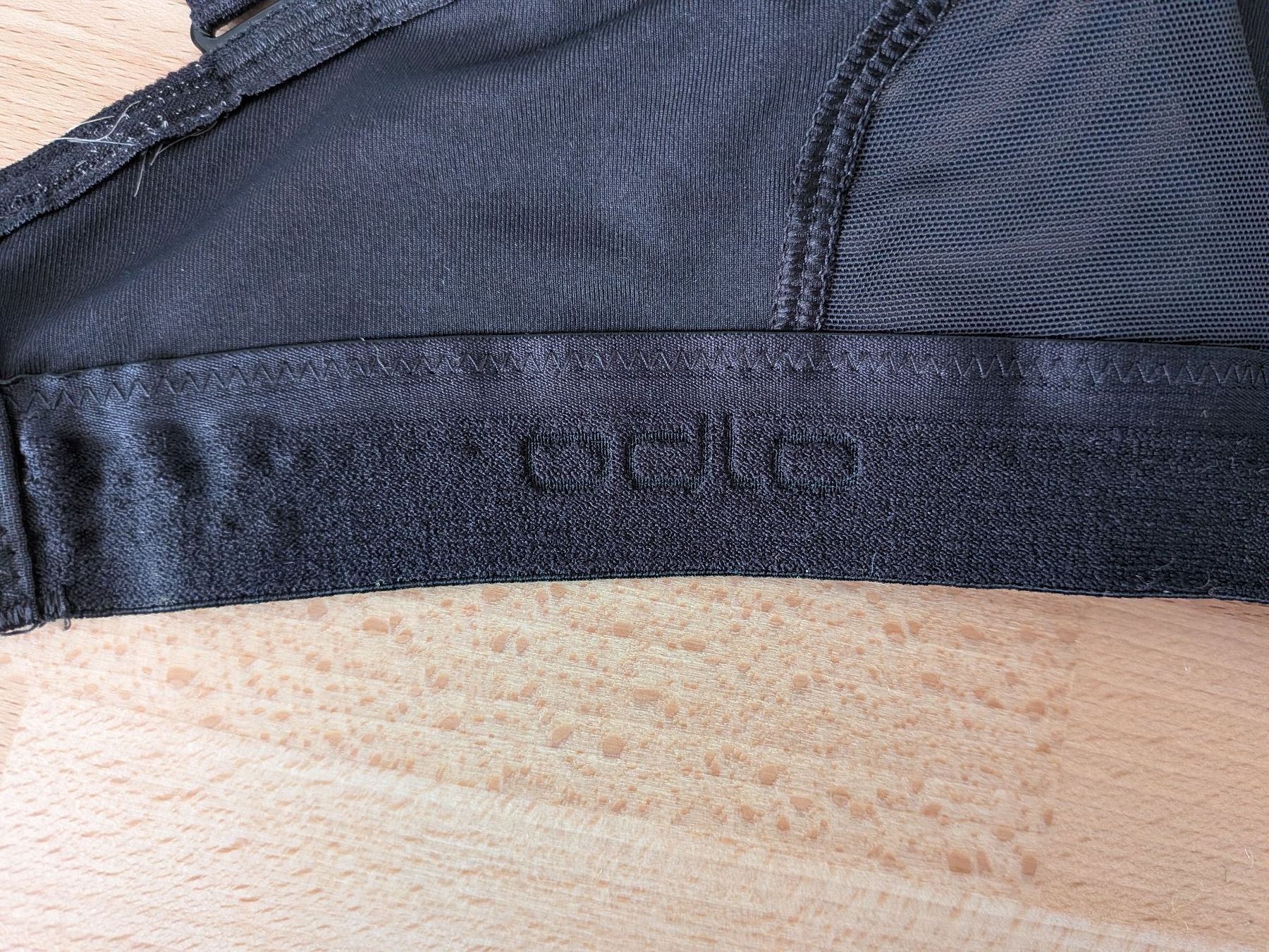 Altra biancheria intima: Sport BH Odlo, 70D, schwarz – Usato da Fehraltorf venduto da van_9xng 2