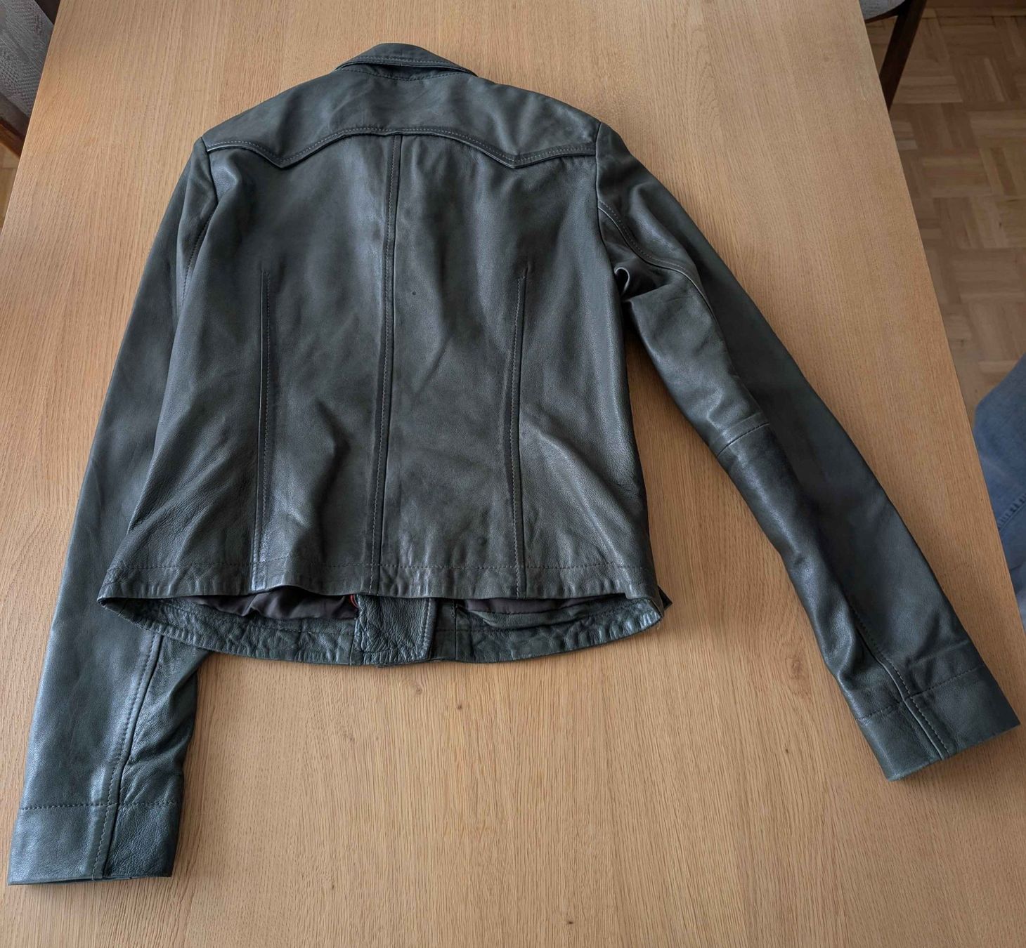 Yes Or No Giacche: Lederjacke – Usato da Zug venduto da WickiPanda 2