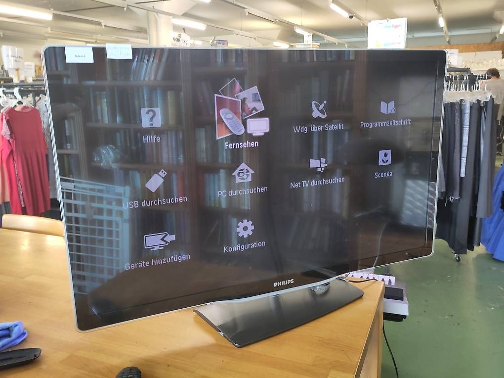 Philips Televisori: Philips Smart TV Modell: 46PFL8606K / 02 – Usato da Pratteln venduto da Cartonsducoeur_bl 1