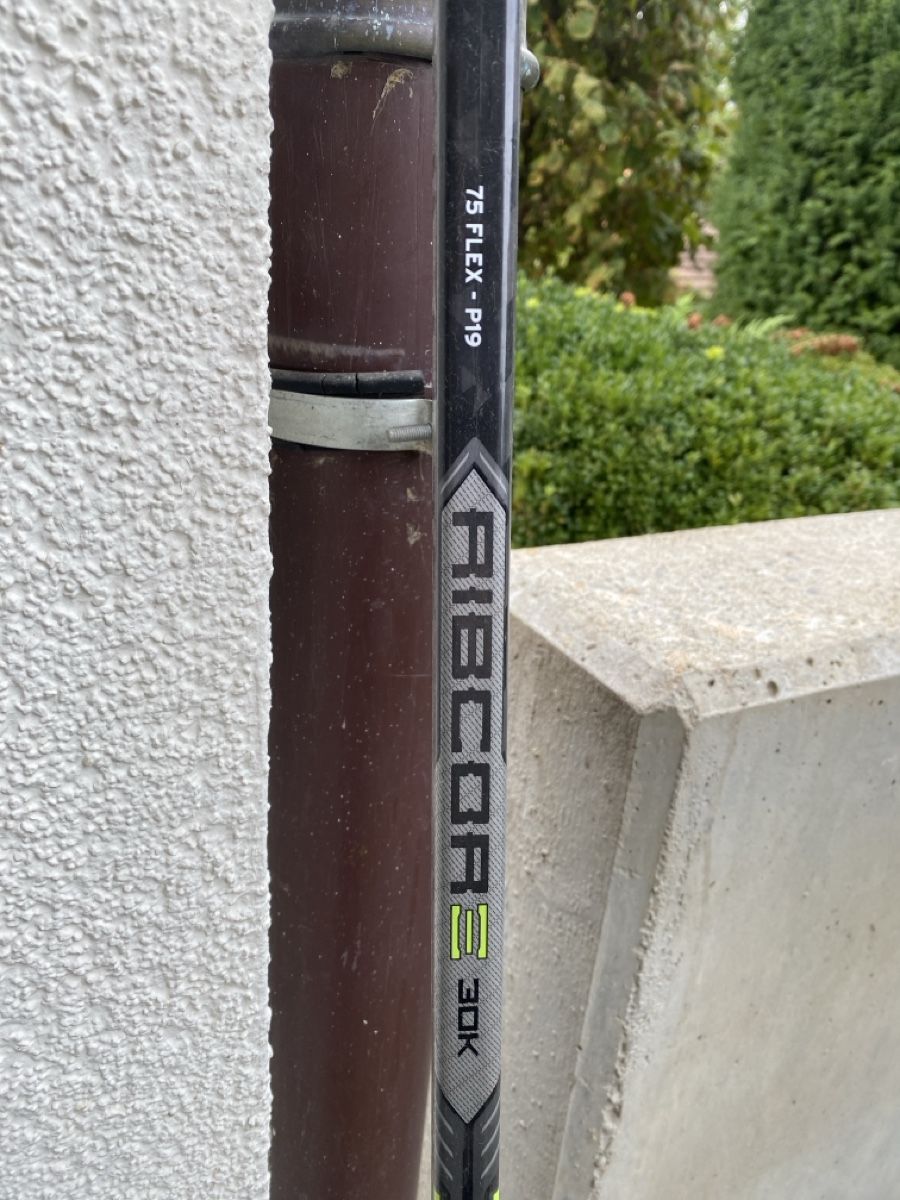 Ccm Crosses & Cannes: CCM Ribcor Eishockeyschläger 75 Flex, P19, Kurve: RIGHT – D'occasion à Bargen BE par thom_88 3