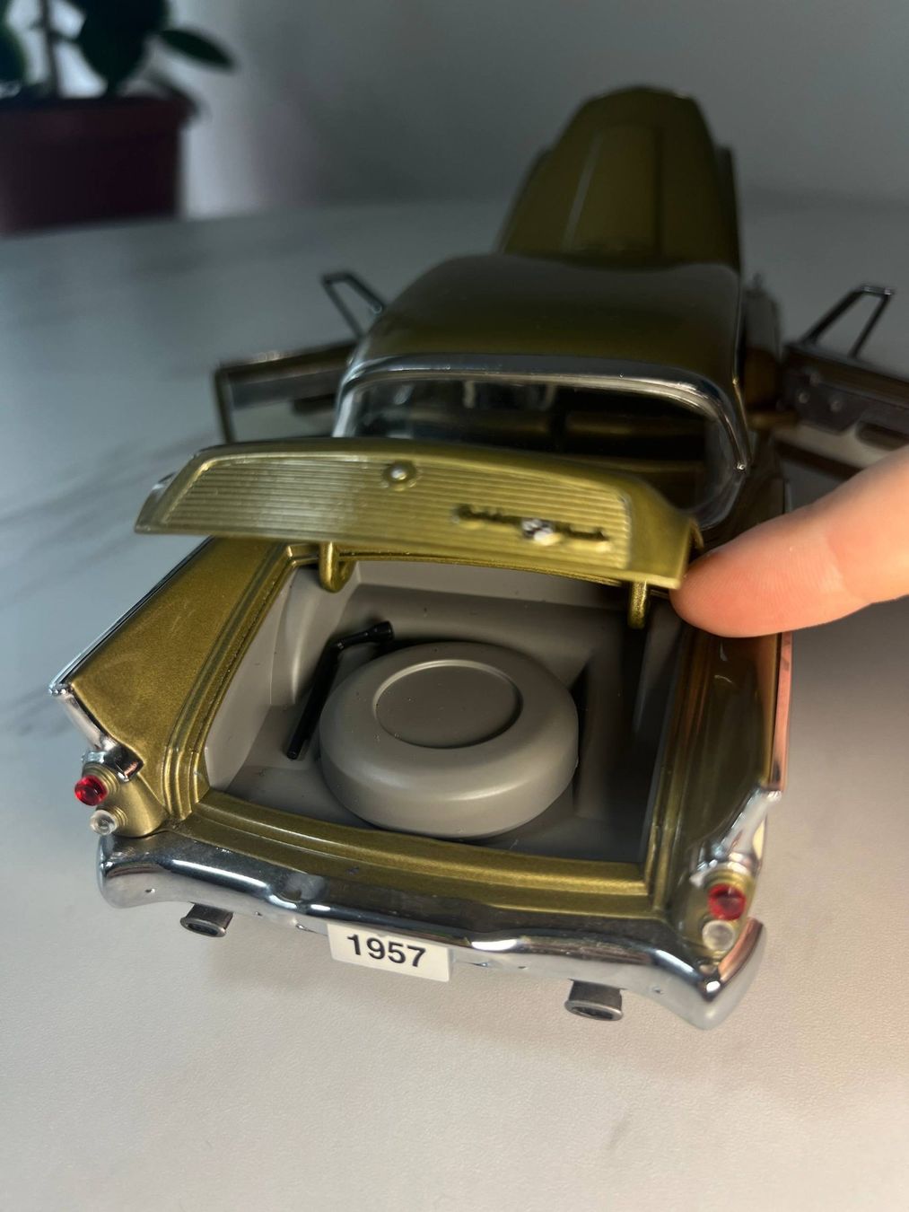 Modellini d'auto: Studebaker Golden Hawk 1957 Modellauto 1:18 – Usato da Basel venduto da hol_8ldp 6