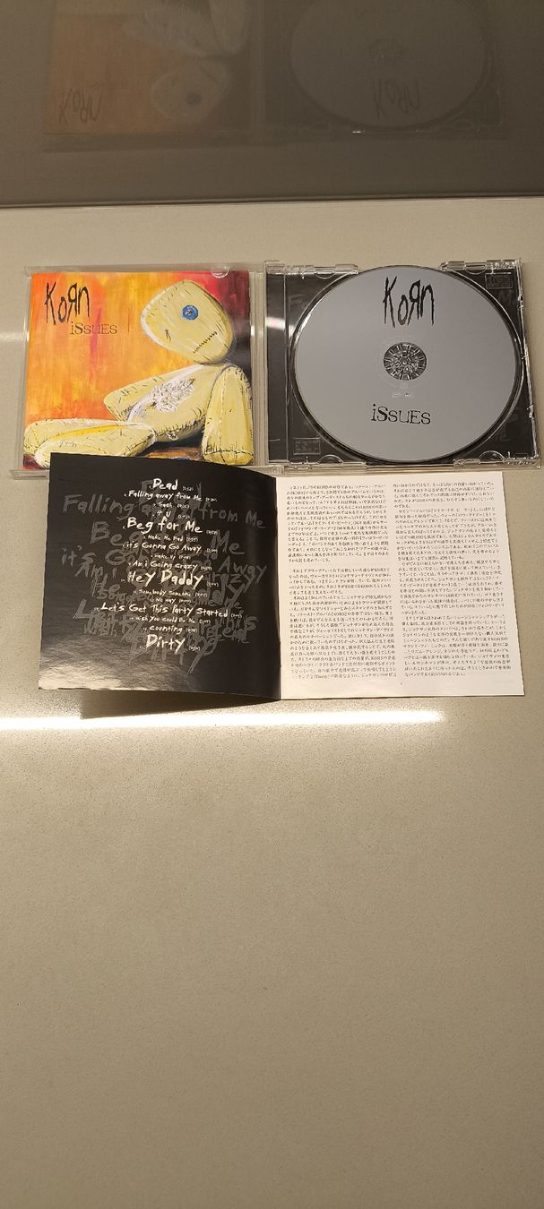 CD: Korn - Issues CD - Top Zustand, Japan – Usato da Adliswil venduto da radbo90 2