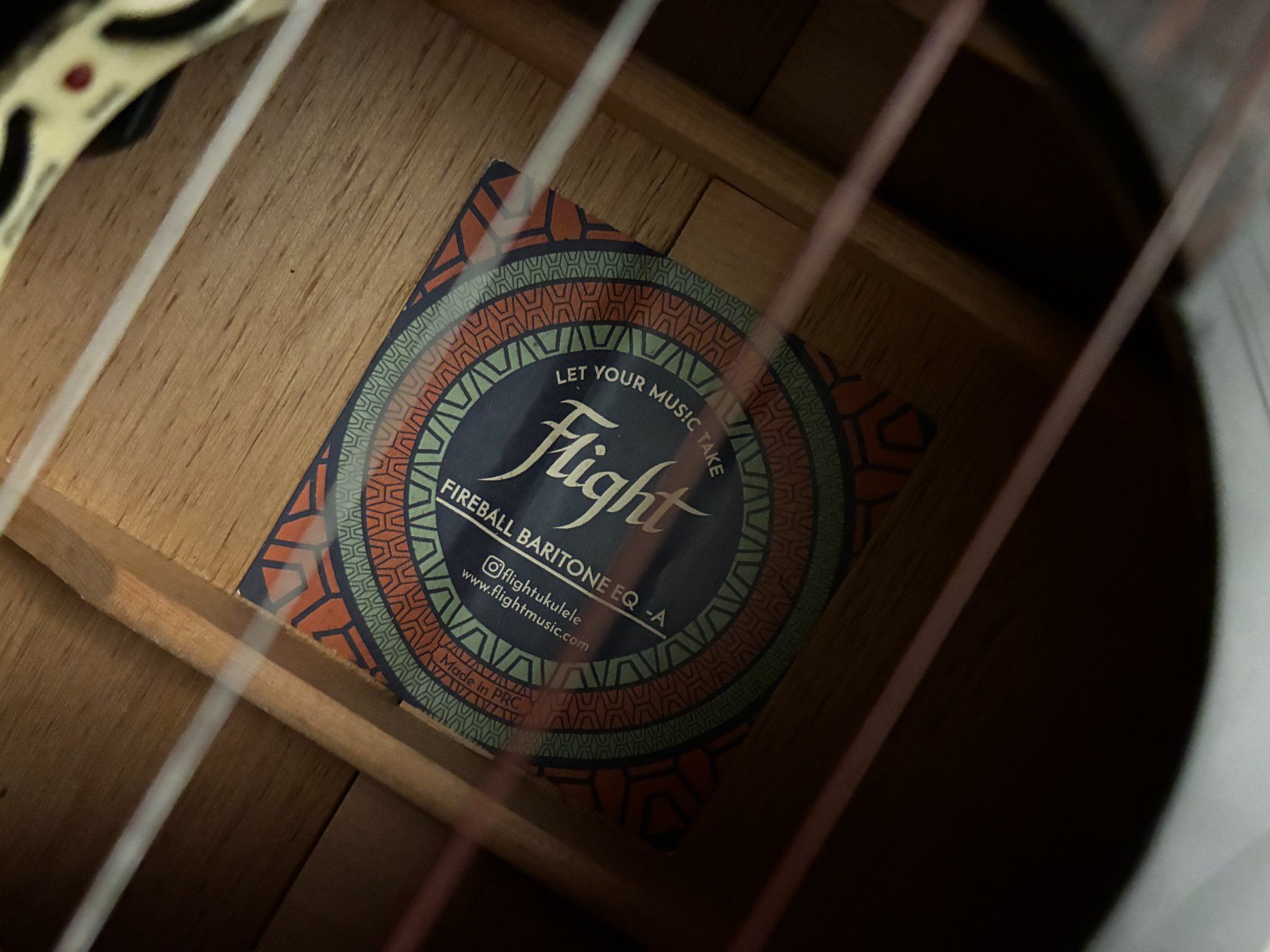 Strumenti musicali: Flight Fireball EQ-A Baritone Ukulele – Usato da Zürich venduto da Ghiekorggmail 2