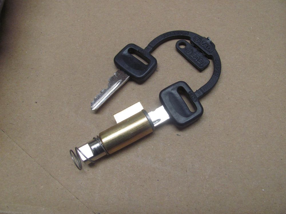 Lenkradschloß XT 500 SR 500 250 1976-1999 Schloß Rahmen Lenkschloß