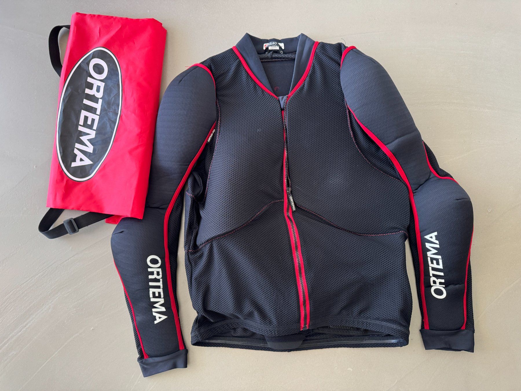 Protections: Protectorenjacke – D'occasion à St. Gallen par tr5_c6mf