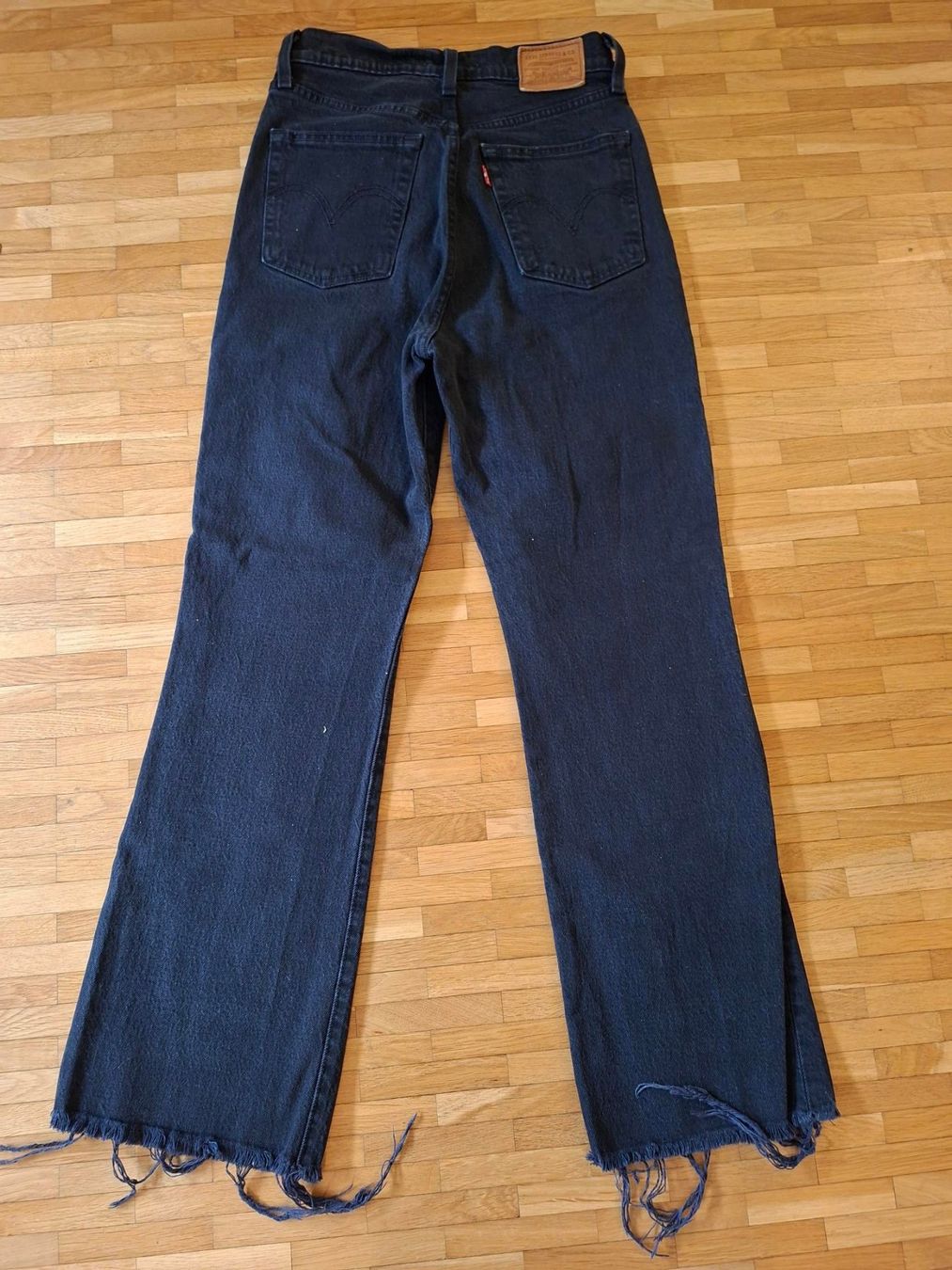 Levi's Jeans: Jeans der Marke Levi's Gr. 26 – Gebraucht aus Hittnau von vanescott 3