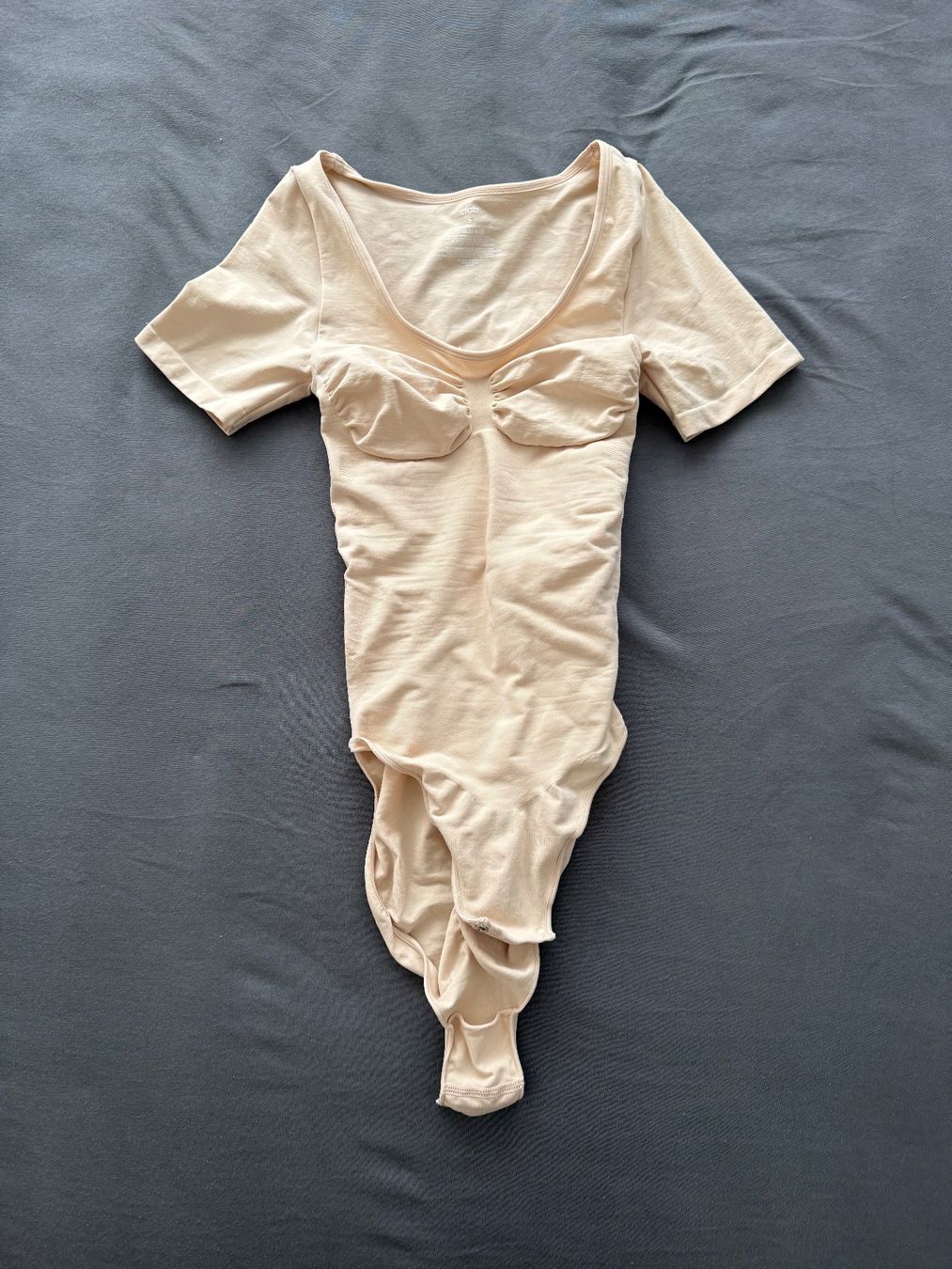 Top: Creamy Body – Nuovo (secondo la descrizione) da Baar venduto da and_x9gz