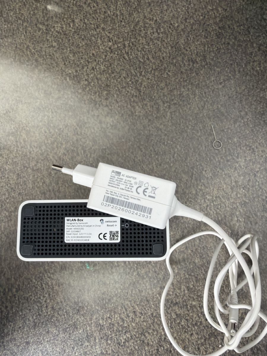 Swisscom Wlan: Top WLAN-Box SWISSCOM , wie neu! – Gebraucht aus Luzern von Campagna