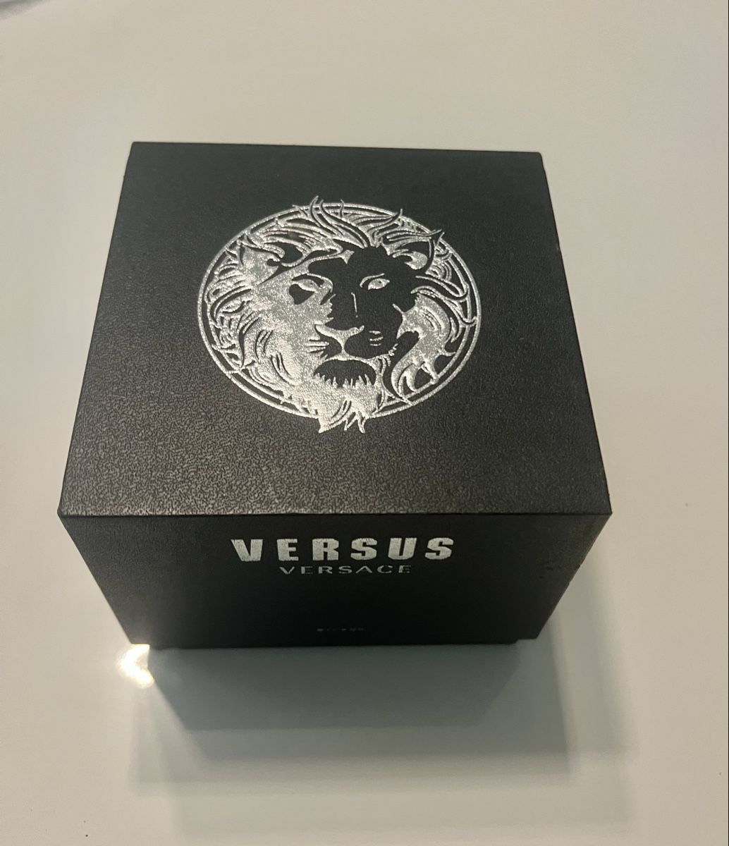 Versace Orologi: Montre Versus Versace Dorée - Élégance et Style – Usato da Chavornay venduto da MD_77 2