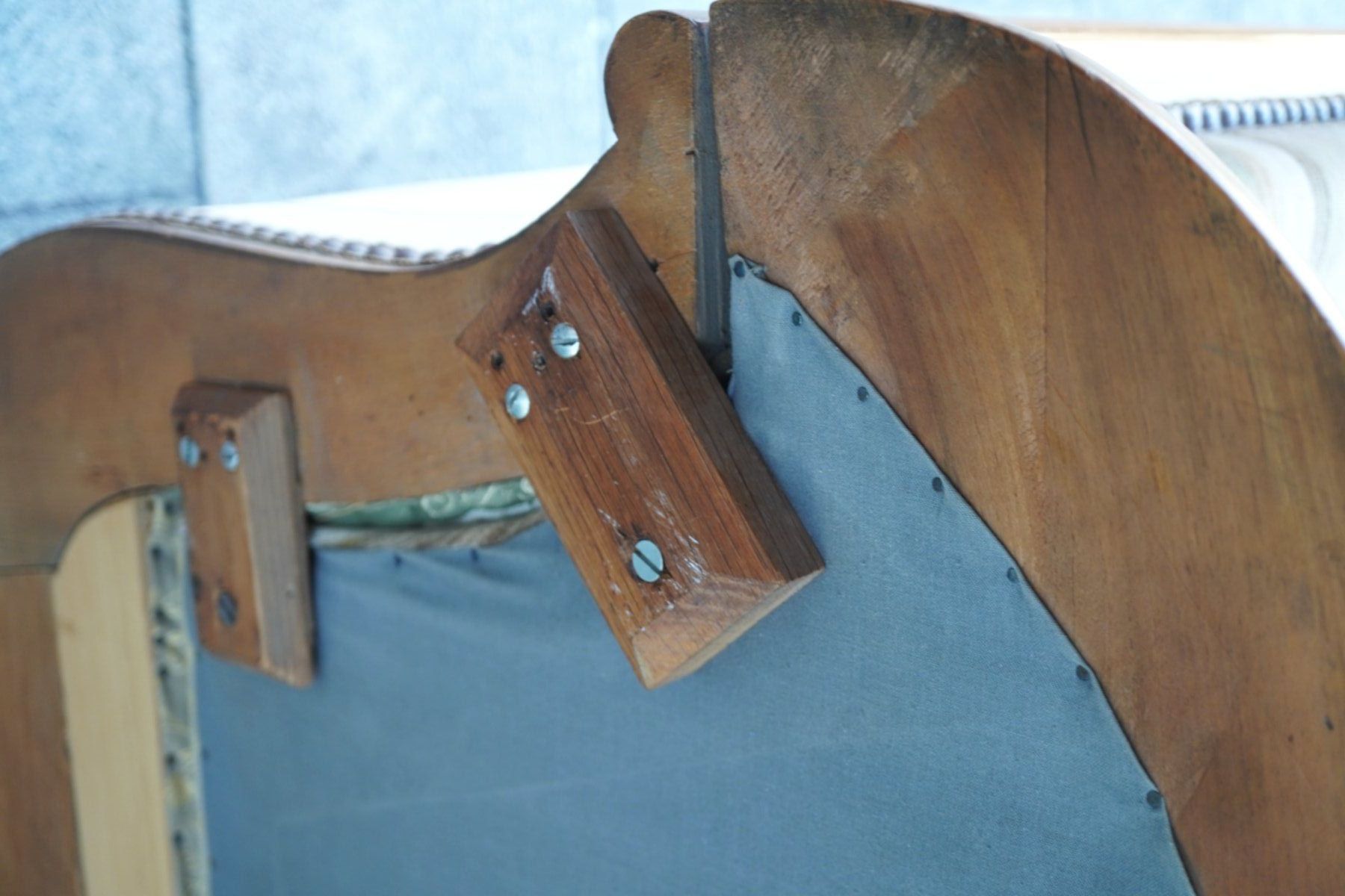 Divani: Biedermeier Sofa MA358 – Usato da Basel venduto da B.W.B. 7