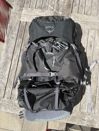 Rucksack Osprey Ariel 65 Schwarz Damen