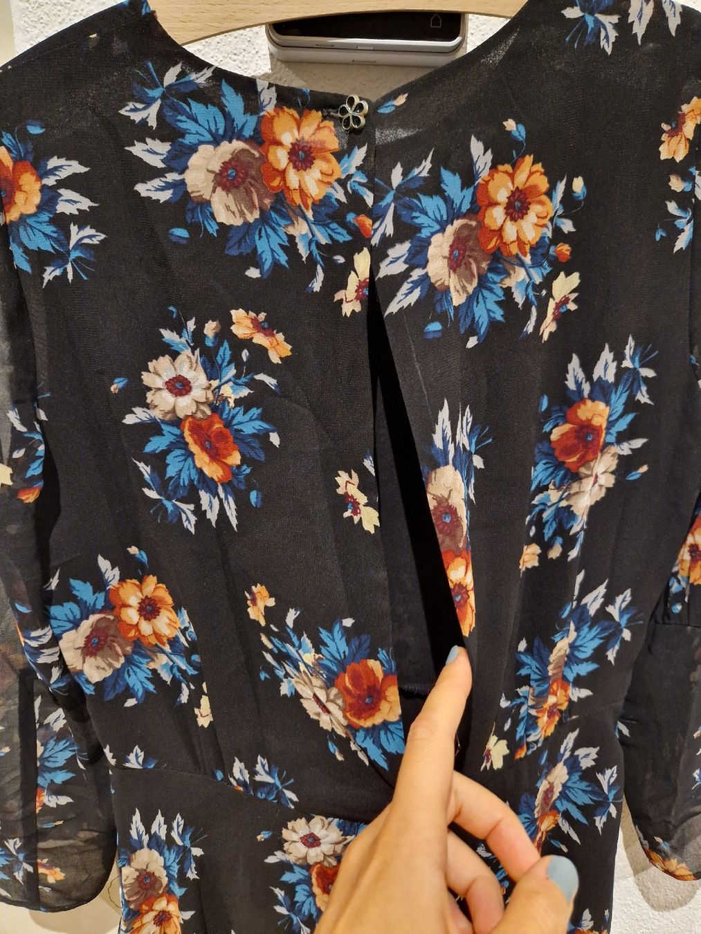 Kleider: Blumenkleid, Grösse M – Gebraucht aus Luzern von rebsi02 3