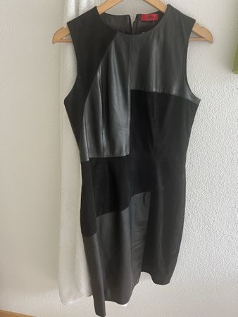 Beautiful Hugo Boss dress M