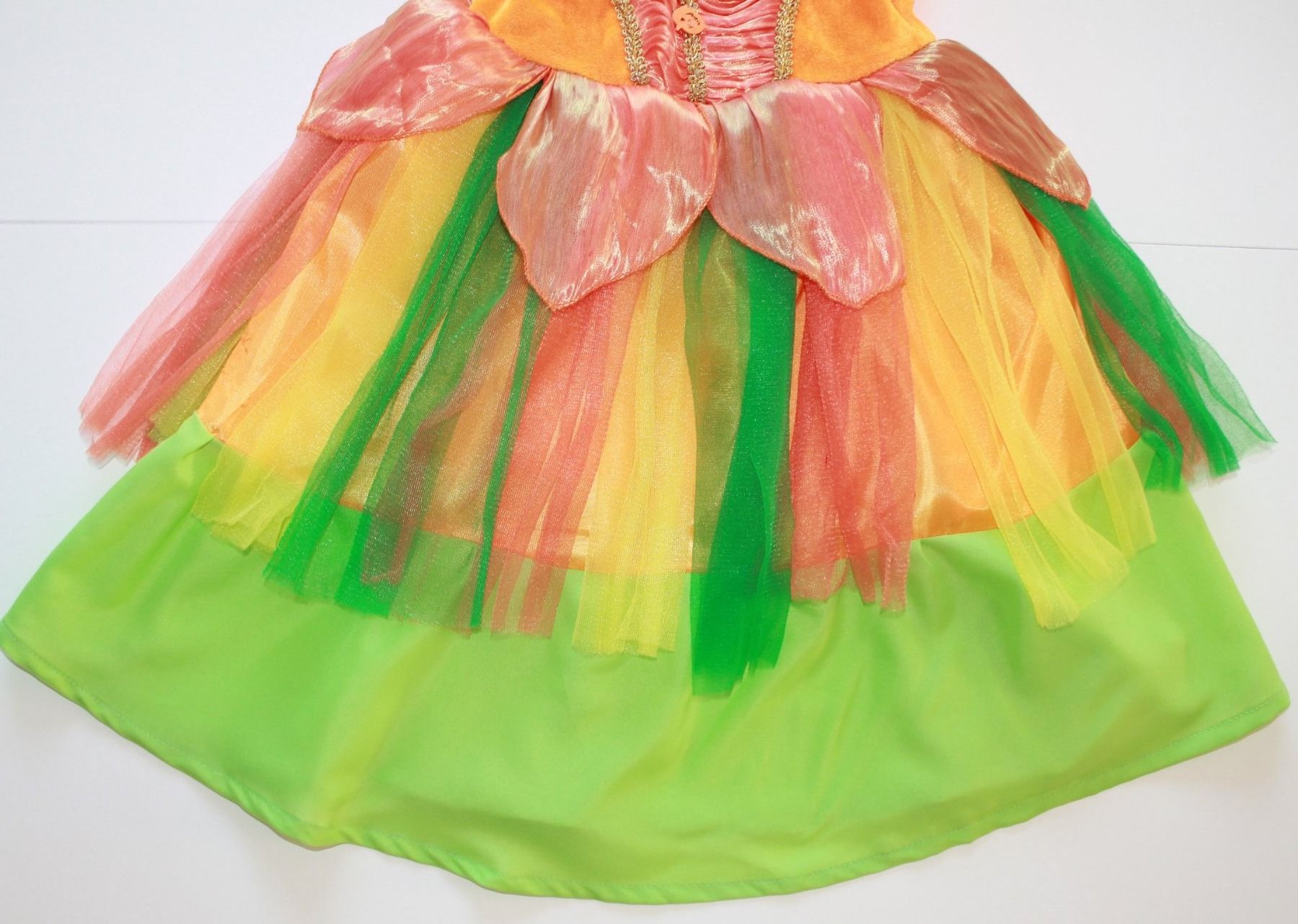 Costumi: Costume sorcière / Hexe t. 3 - 5 ans – Usato da Peseux venduto da CoolShoping 4