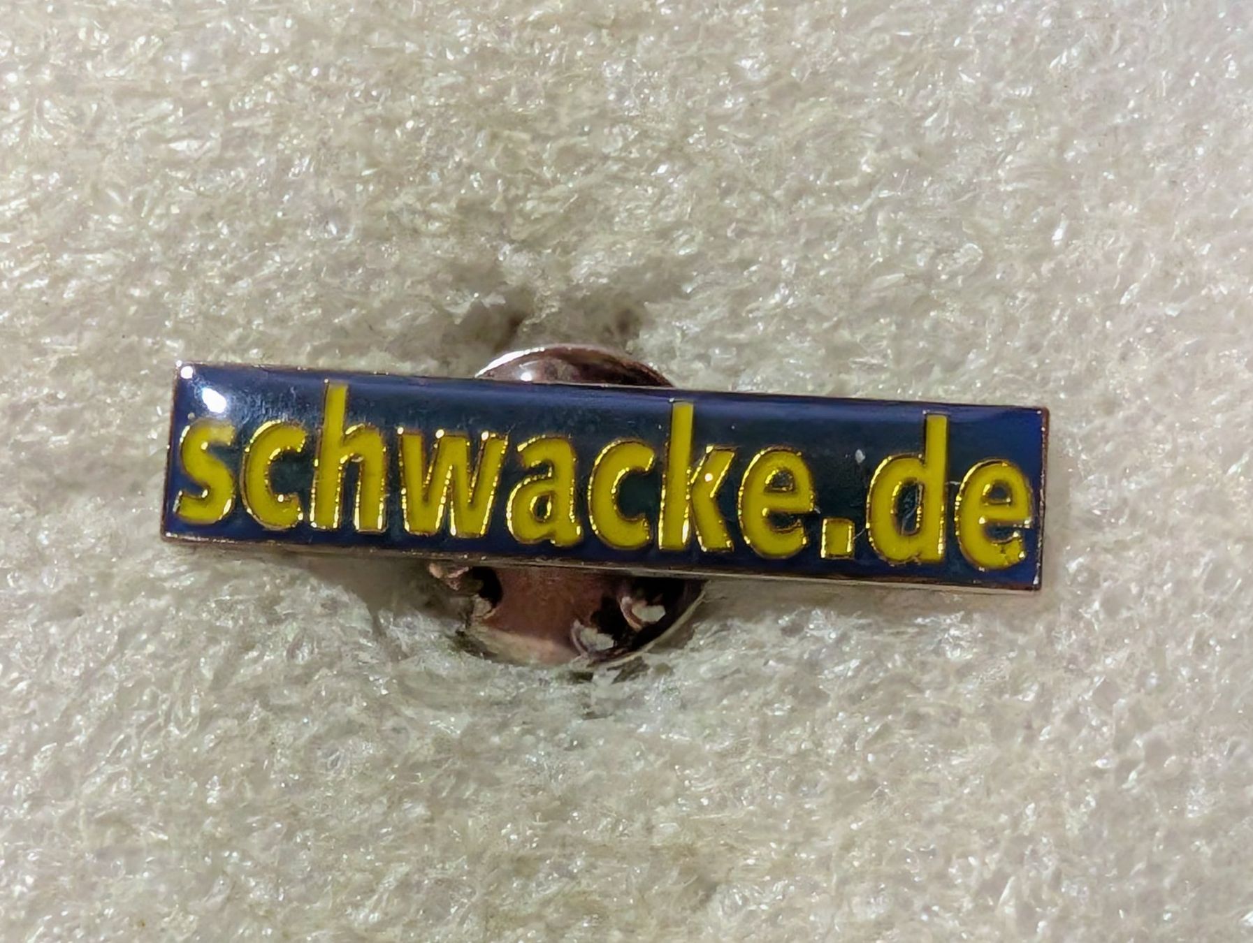 Placchette & Badge: Ansteckpin 171: Schwacke.de – Usato da Oppligen venduto da Pin-Fall-Shop