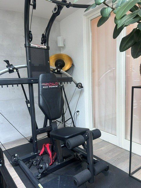 Hometrainer: HAMMER Kraftstation Bio Force - Schwarz – Gebraucht aus Uster von nirvana333