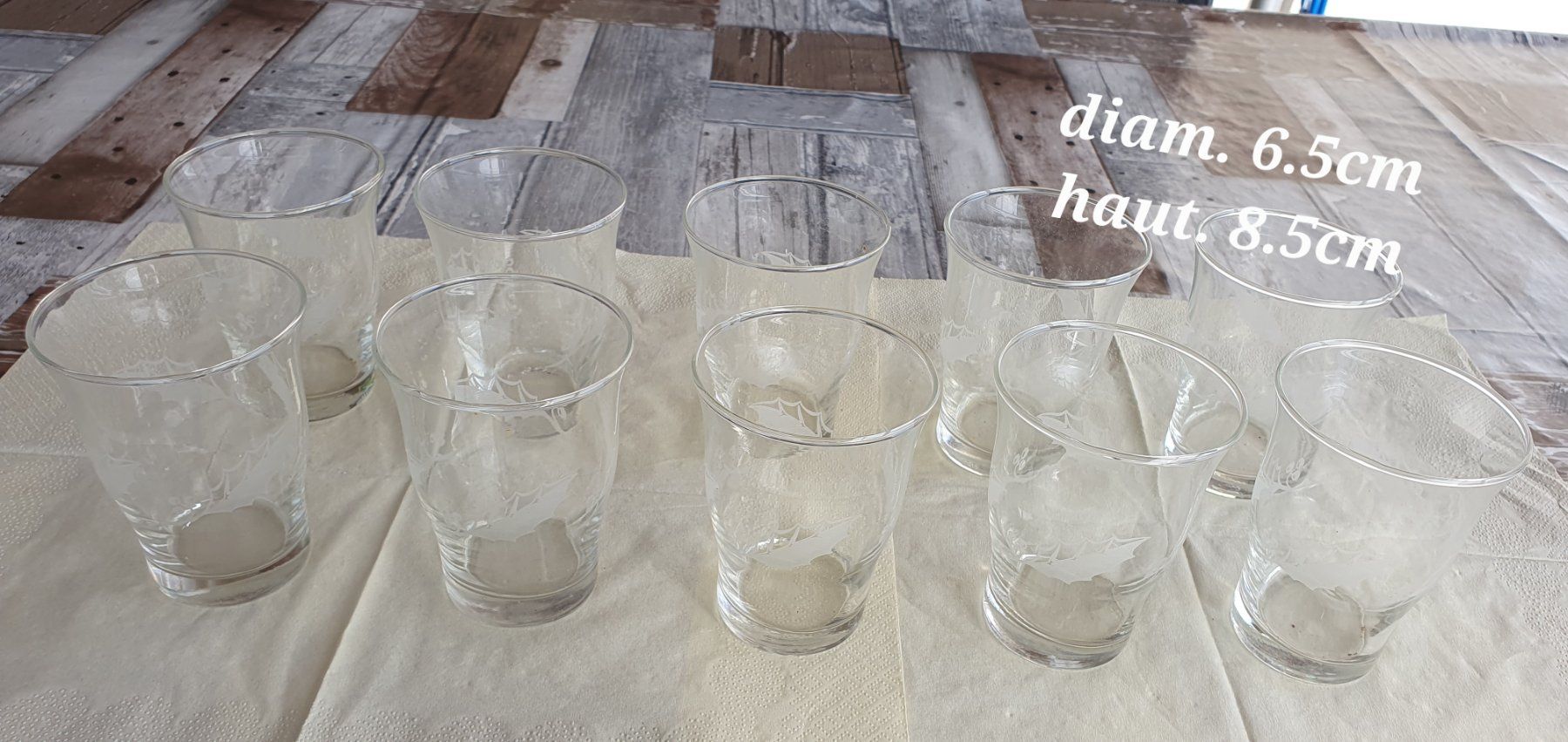 Bicchieri: 10 verres à eau/autre avec dessin – Nuovo (secondo la descrizione) da Moutier venduto da mar_7nrw