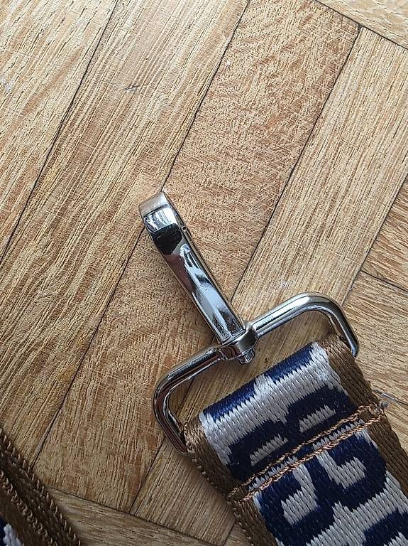Sonstige Kleidung & Accessoires: Adjustable Wide Bag Strap  Navy/Beige Pattern – Gebraucht aus Wallisellen von dar_b2m2 2