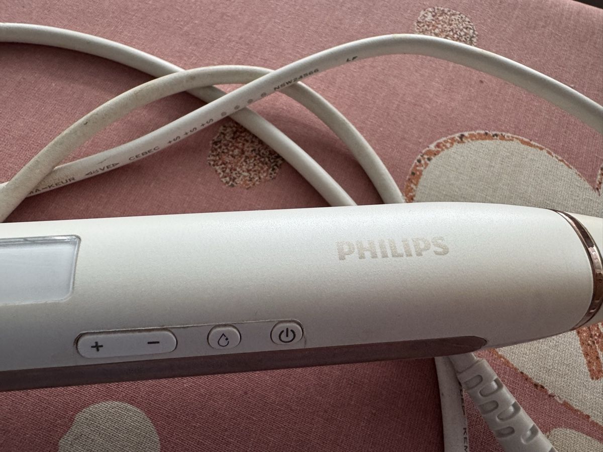 Philips Lockenstäbe & Haarglätter: Philips Haarglätteisen – Gebraucht aus Schöftland von Guccigirl 1