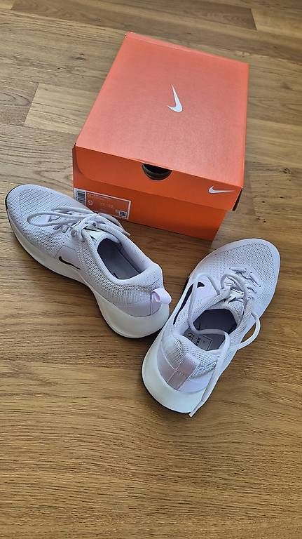 Nike Damenschuhe: Nike Performance Training-Schuh MC3 – Neu und originalverpackt aus Feusisberg von cts_55rn 1
