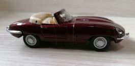 Modellauto Jaguar Cabriolet Mst. 1:38 rot