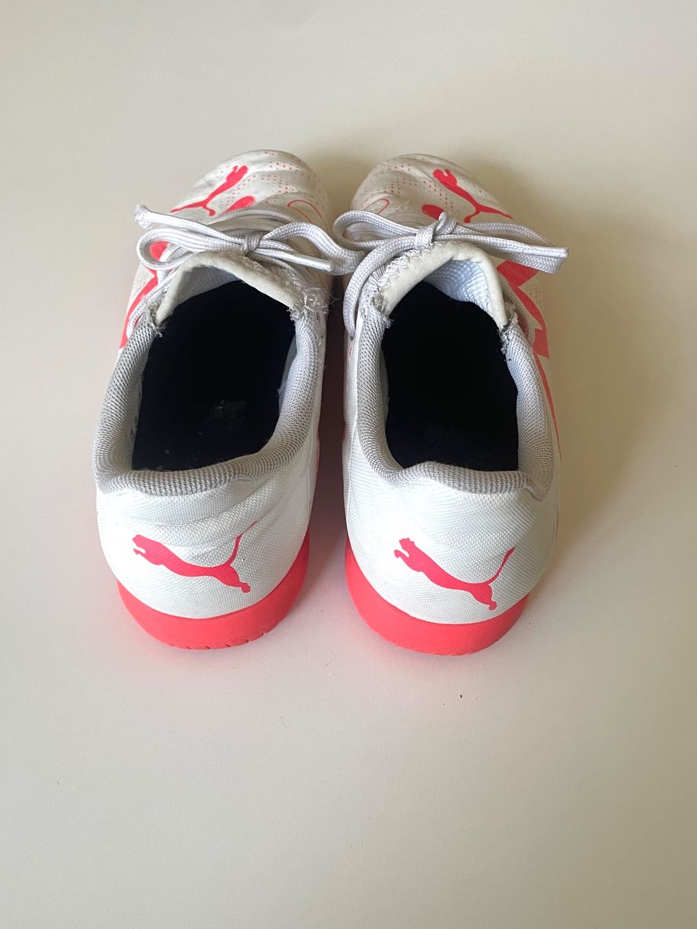 Puma Chaussures garçon: Puma Hallenturnschuhe Gr.35 – D'occasion à Grellingen par dinge 2