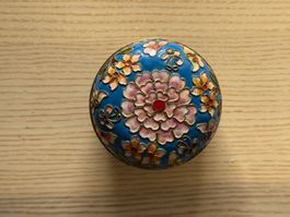 Vintage Runde chinesische Cloisonné-Box  – Blumendekor