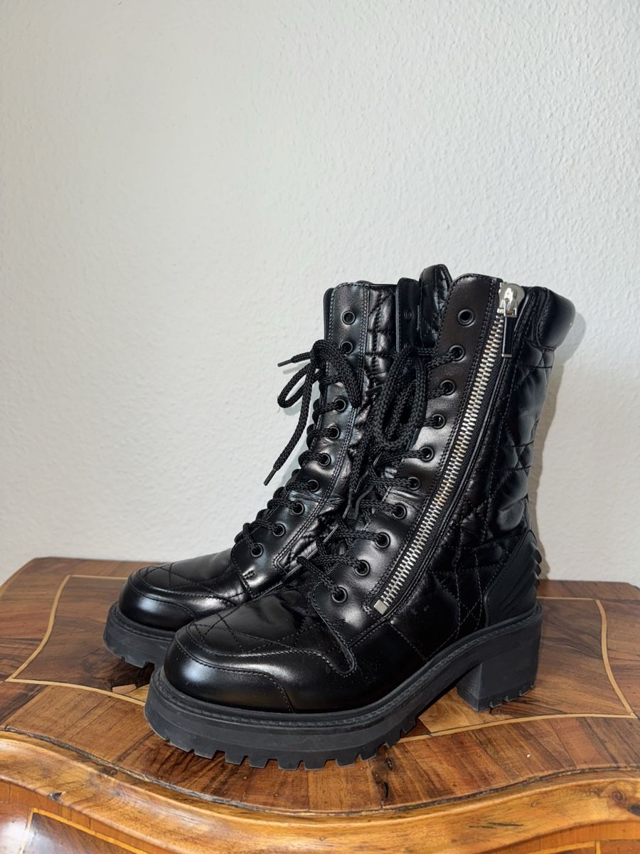 Dior Chaussures femmes: Dior Boots schwarz – Neuf (Voir description) à Basel par Mxnai 2