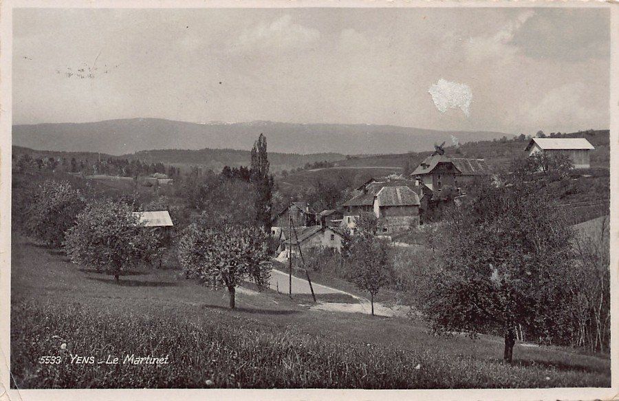Ansichtskarten: Yens, le Martinet, circulée 1942 – Gebraucht aus Frauenfeld von POML