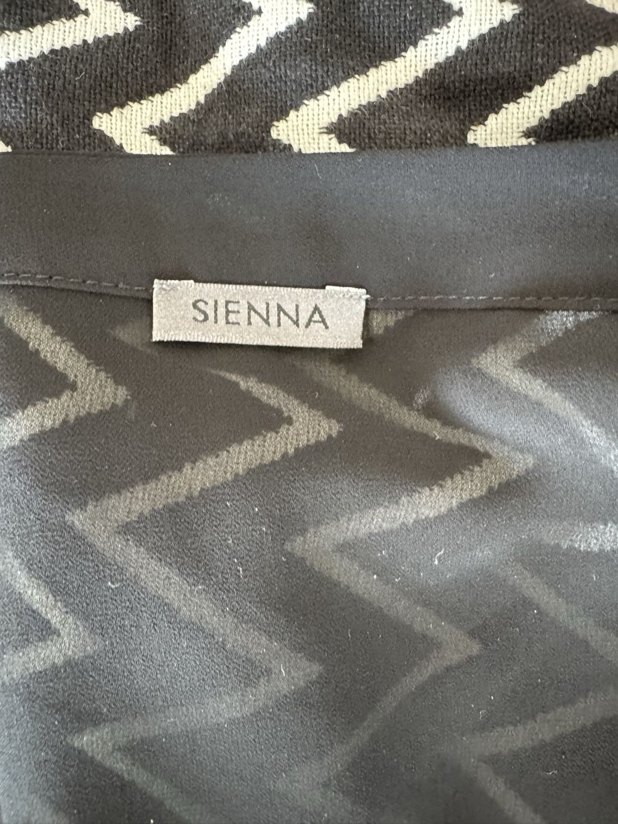 Blusen: Black top Sienne Small – Neu (gemäss Beschreibung) aus Münchenstein von ArleneLM 3