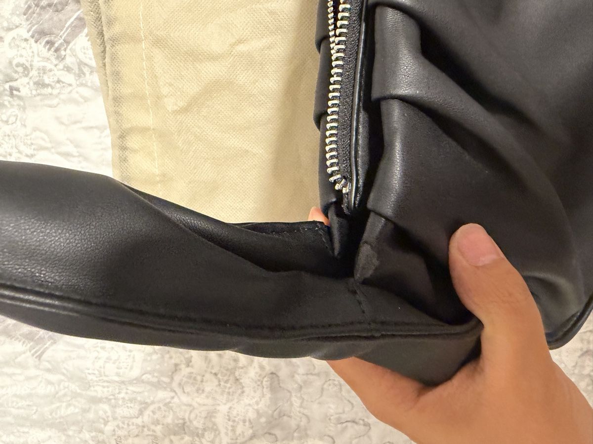 Taschen für Damen: Handtasche Schwarz Kunstleder – Gebraucht aus Basel von sid_dem 3