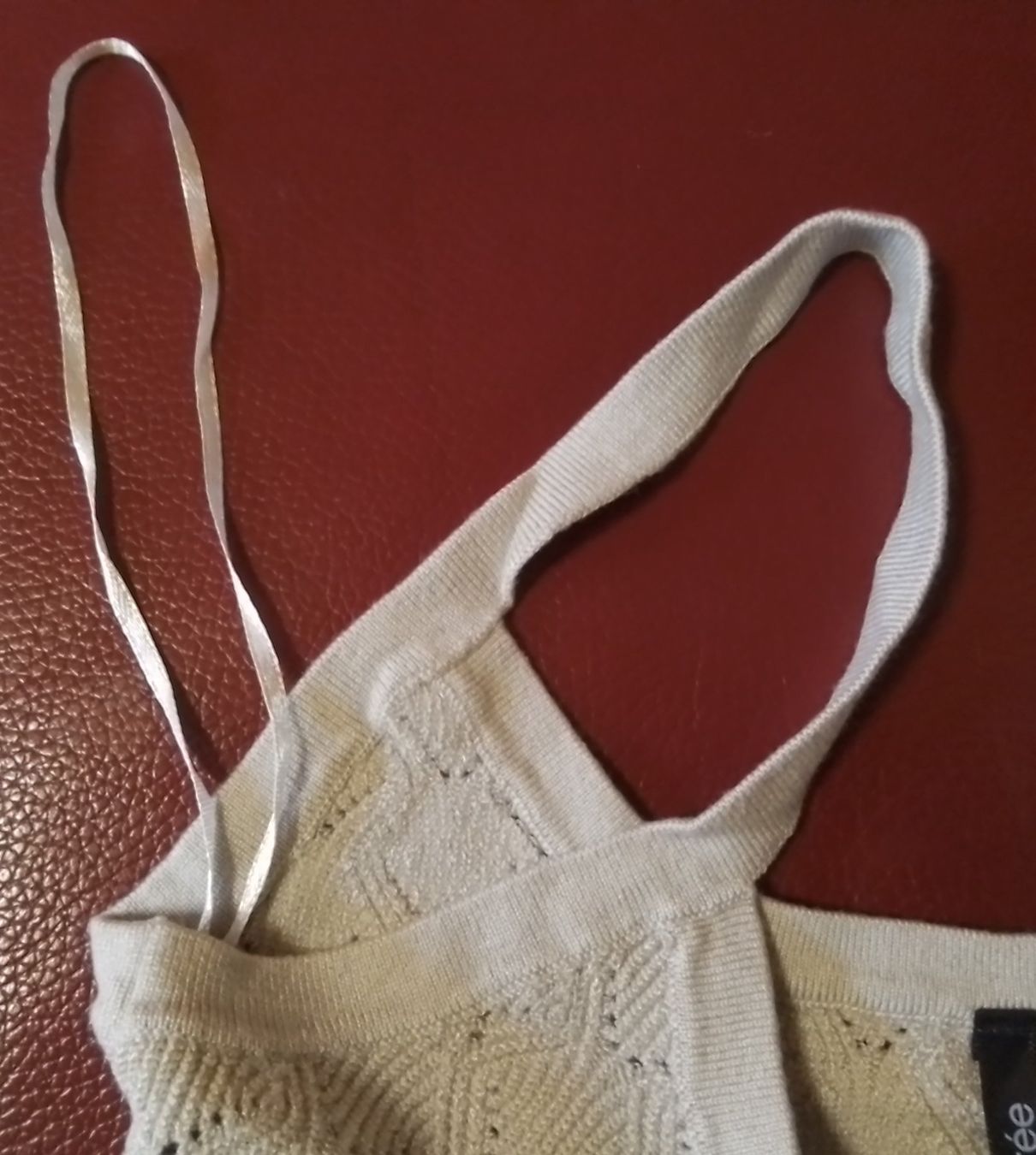 Tops: Top kurz / beige / nie getragen – Neu (gemäss Beschreibung) aus Zürich von passat3mpo 3