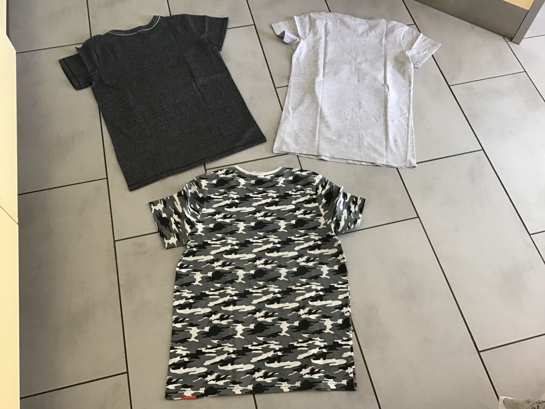 Hemden, T-Shirts & Polos: Tolle Jungs Shirt  170/176 – Gebraucht aus Trimbach von Mery70 2