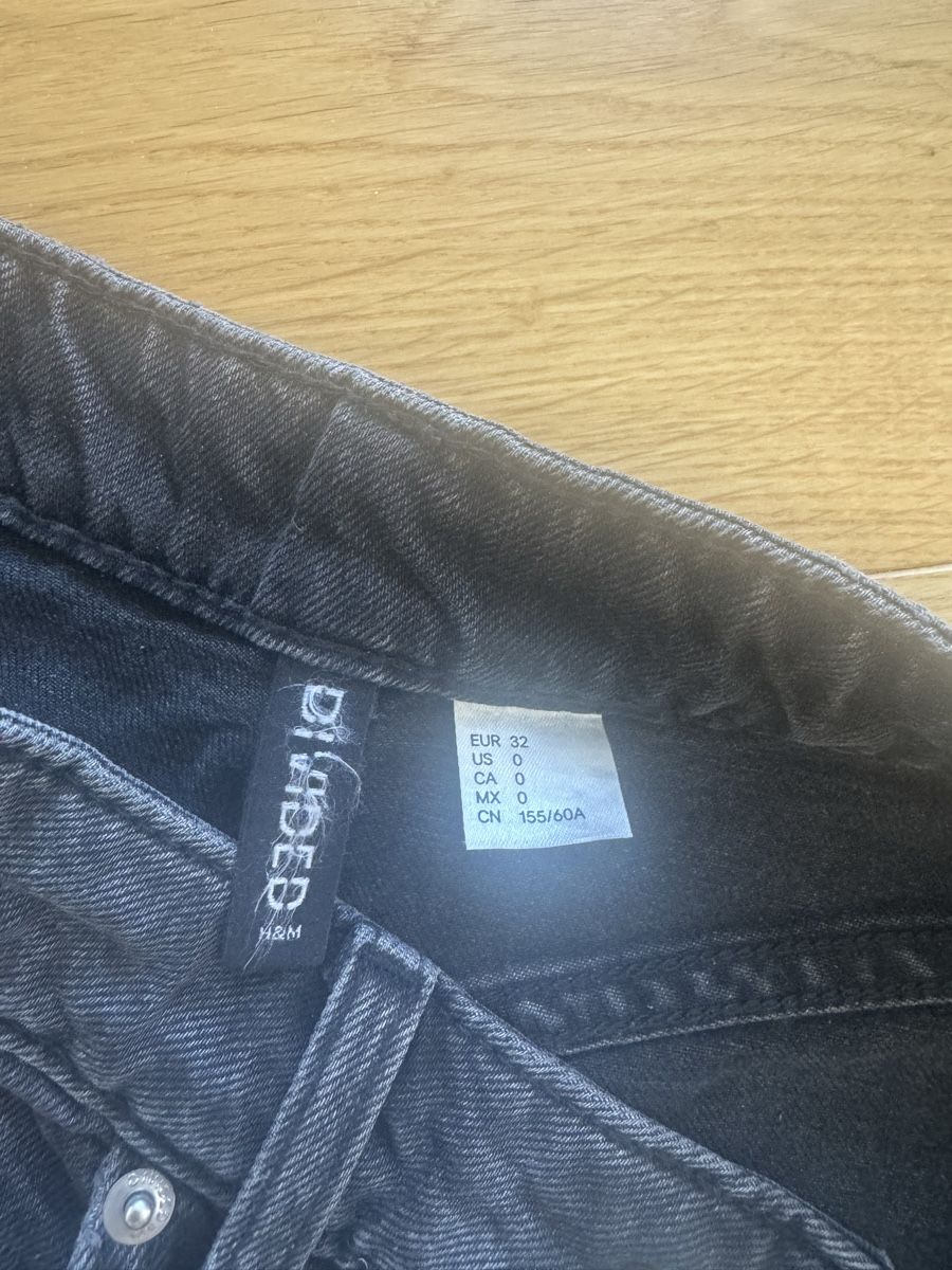H&M Jeans: Shorts – D'occasion à Zürich par Chanelle07 2