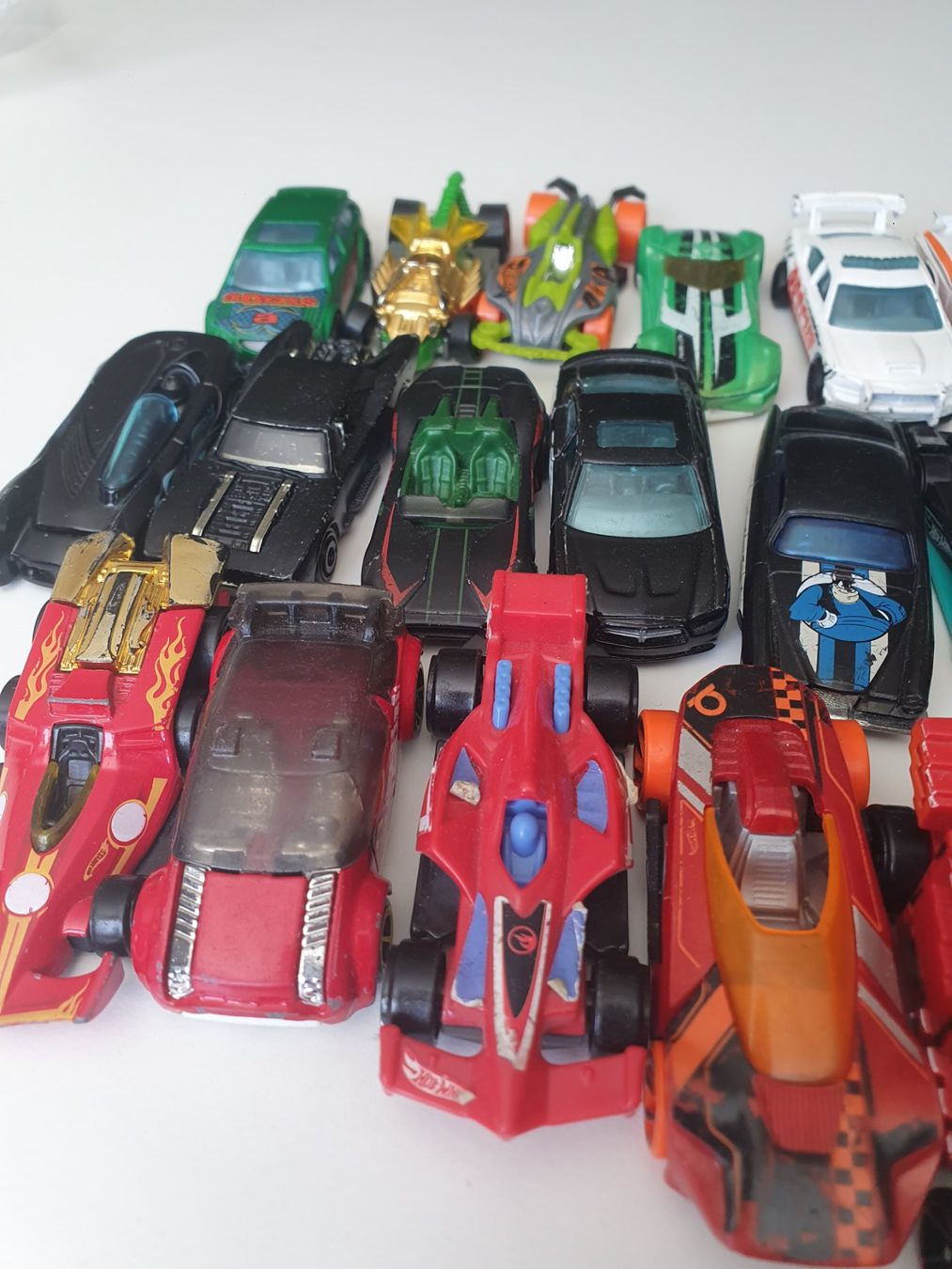 Giocattoli: Hot Wheels Autos Sammlung - Viele Modelle! – Usato da Schinznach-Bad venduto da SiljaLoi 3